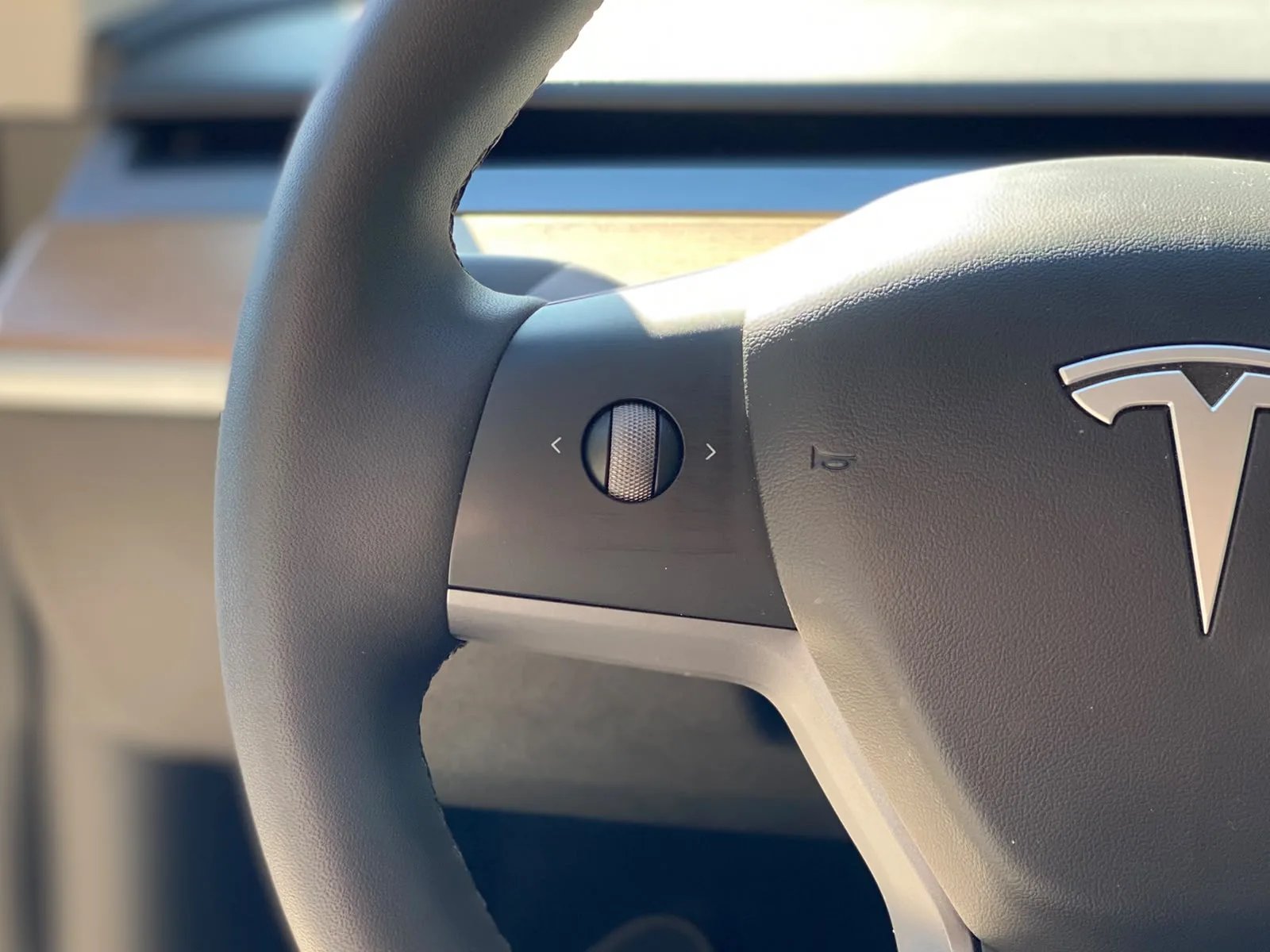 Tesla Model Y Performance AWD 2024 - Imagen 17 de 20