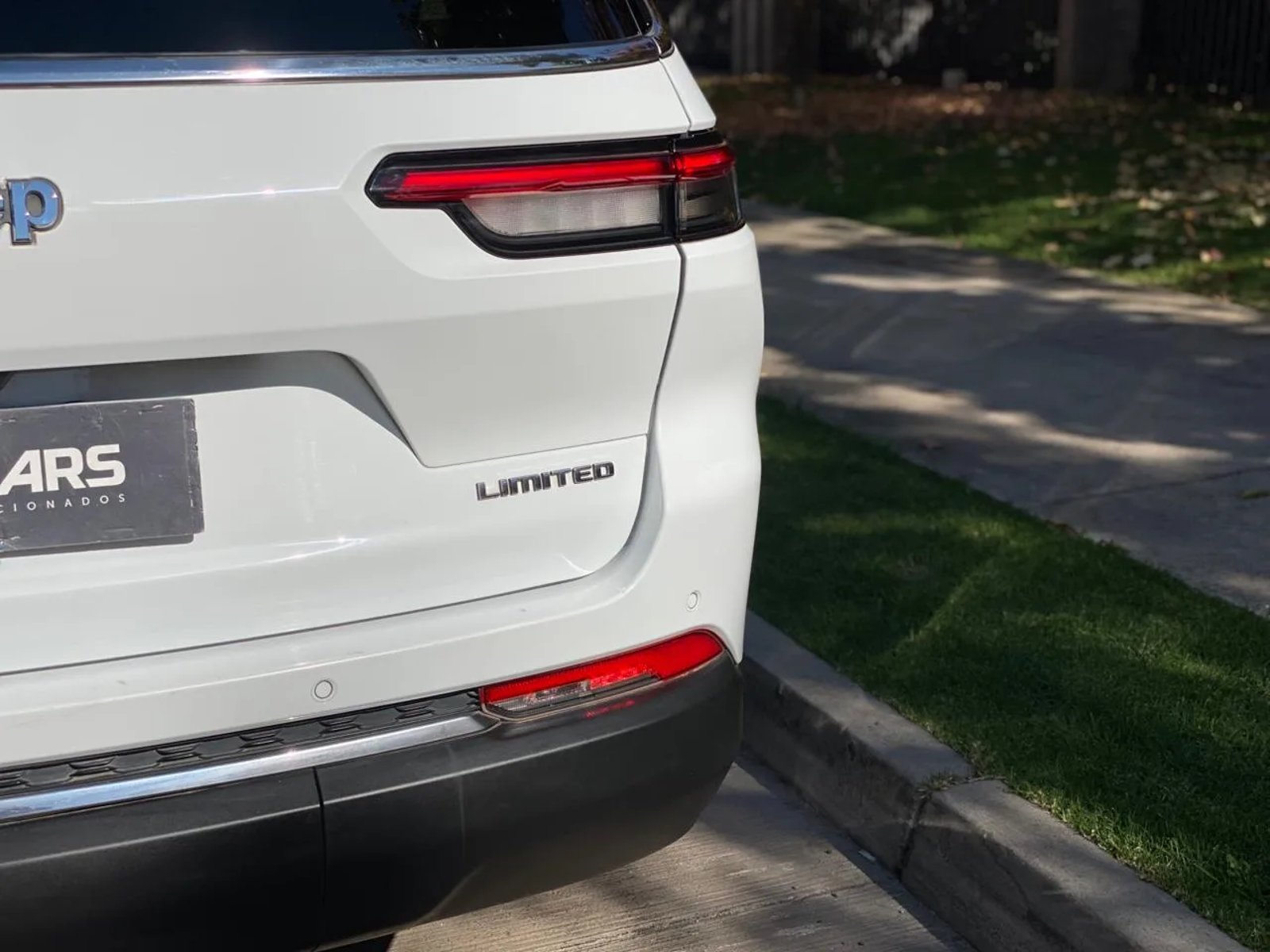Jeep Grand Cherokee 3.6 Limited L Auto 4WD 2023 - Imagen 9 de 20