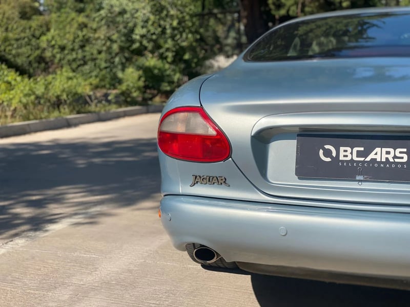 Jaguar XK8 V8 4.0 1997 - Imagen 7 de 20