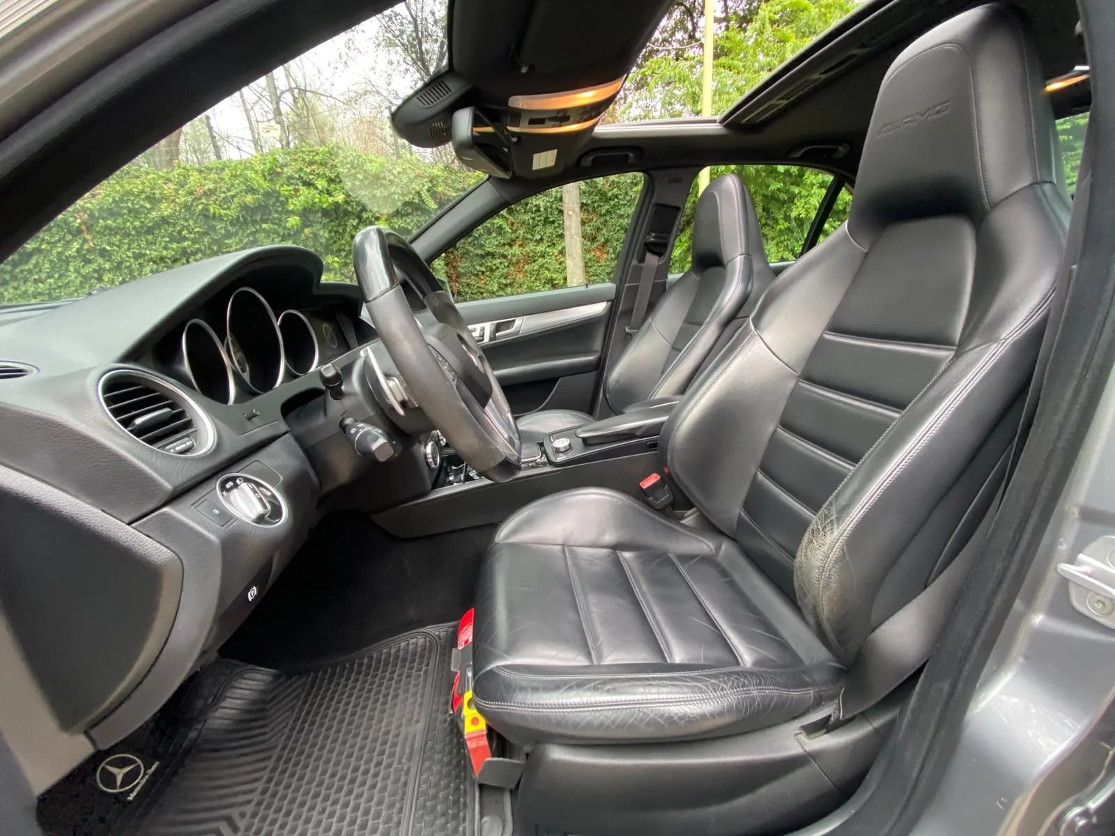 Mercedes-Benz C 63 AMG 6.2 P31 4X2 AT 2012 - Imagen 18 de 20