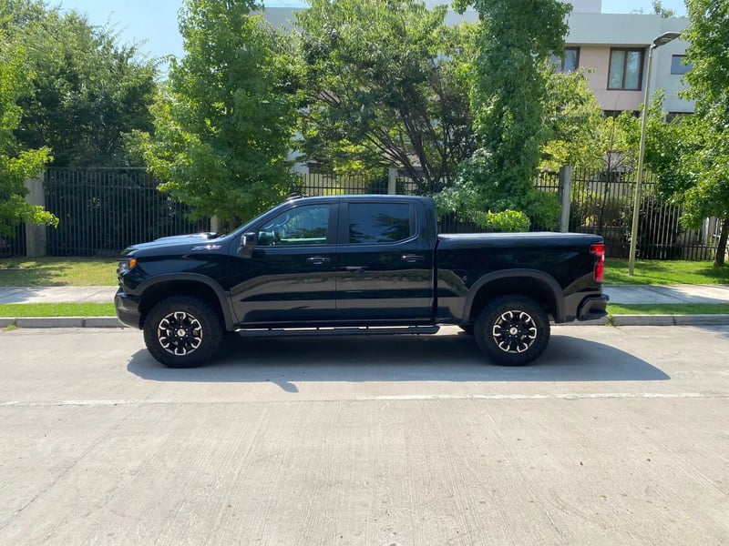 Chevrolet Silverado ZR2 6.2 Auto DC 4WD 2023 - Imagen 5 de 20