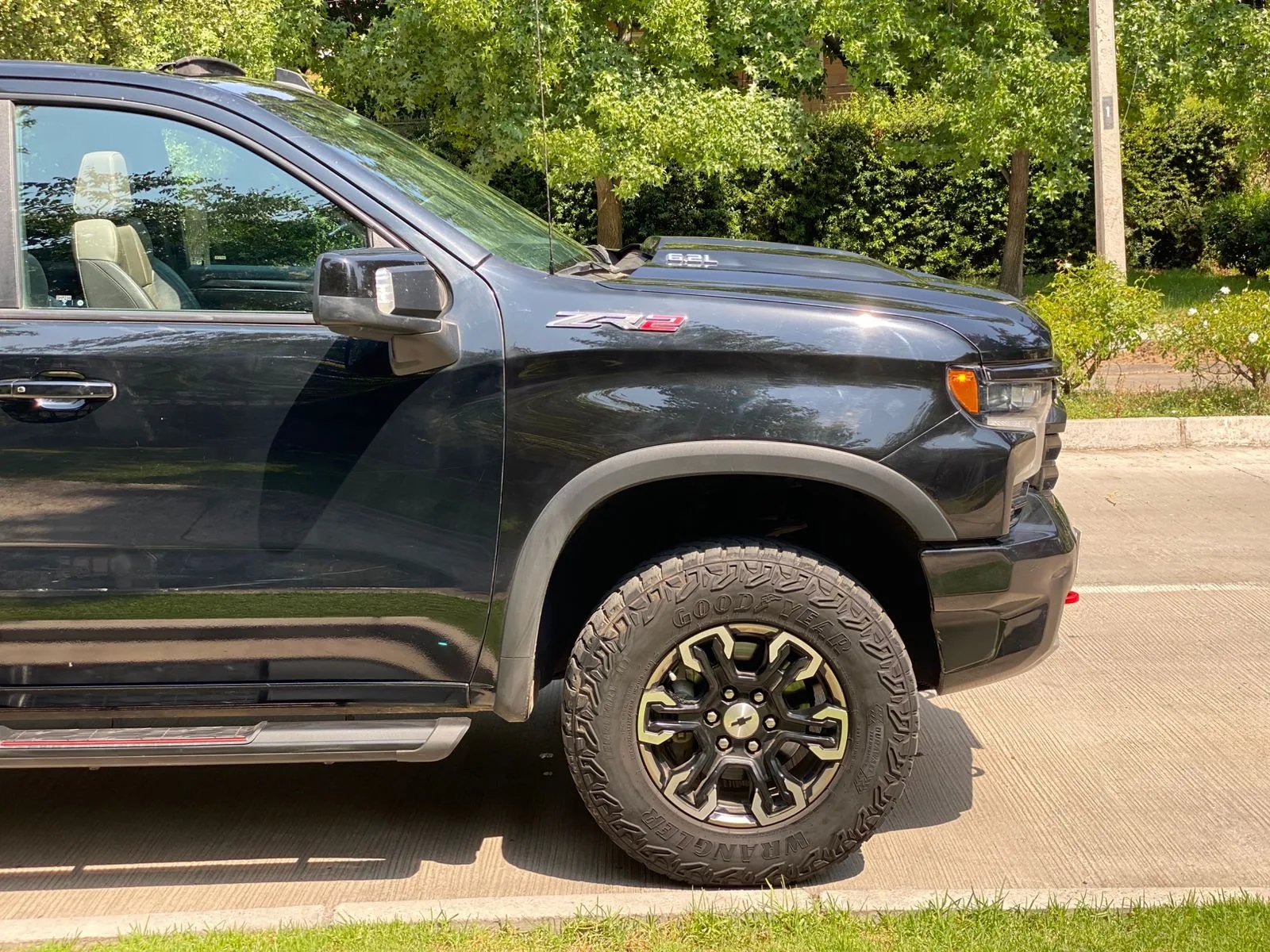 Chevrolet Silverado ZR2 6.2 Auto DC 4WD 2023 - Imagen 12 de 20