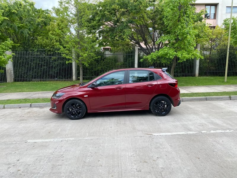 Chevrolet Onix 1.0T RS 4X2 HB MT 2024 - Imagen 5 de 20