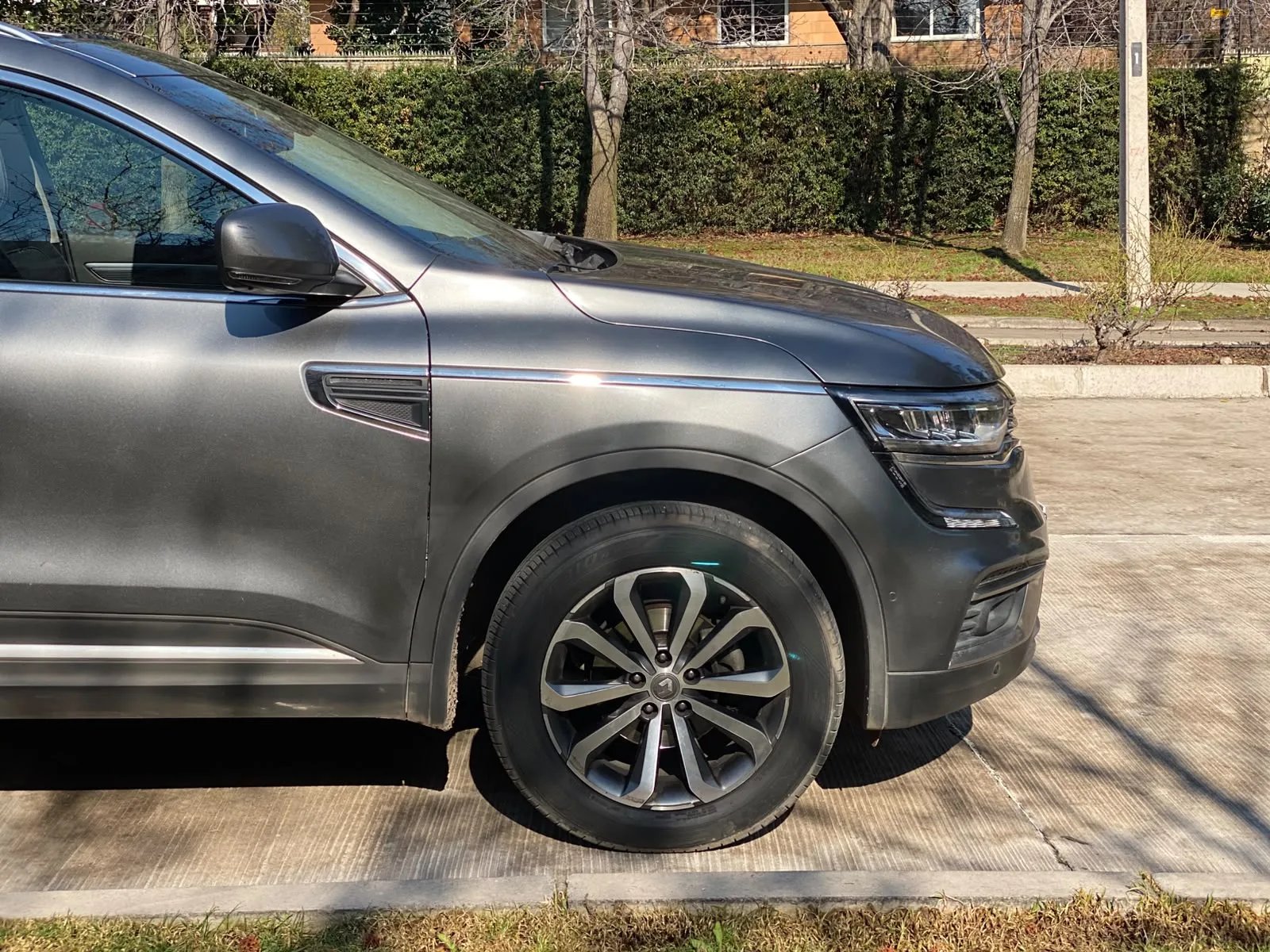Renault Koleos 2.5 Intens 2WD AT 2022 - Imagen 12 de 20