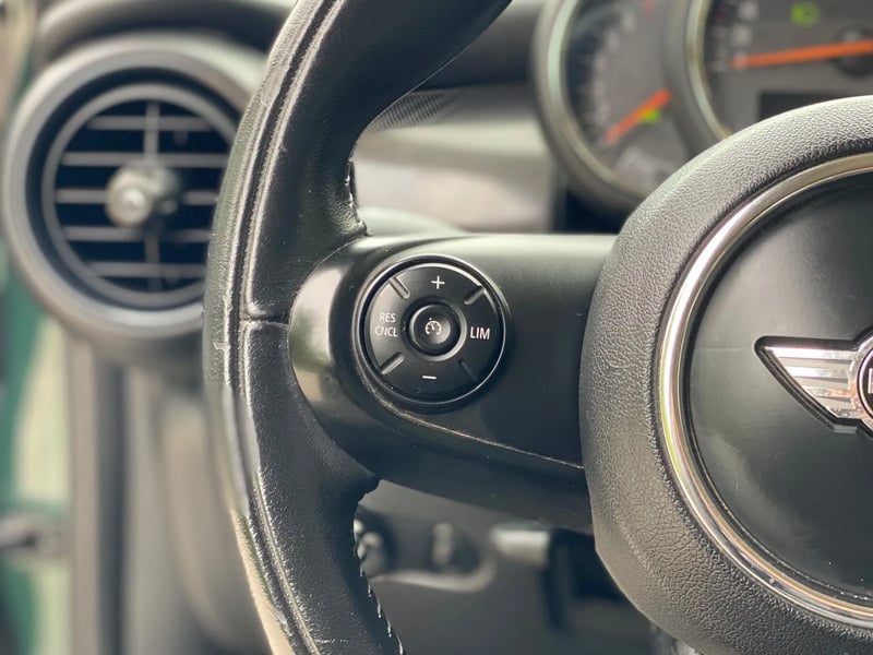 Mini Cooper 1.5 Pepper 4X2 HB AT 2018 - Imagen 18 de 20