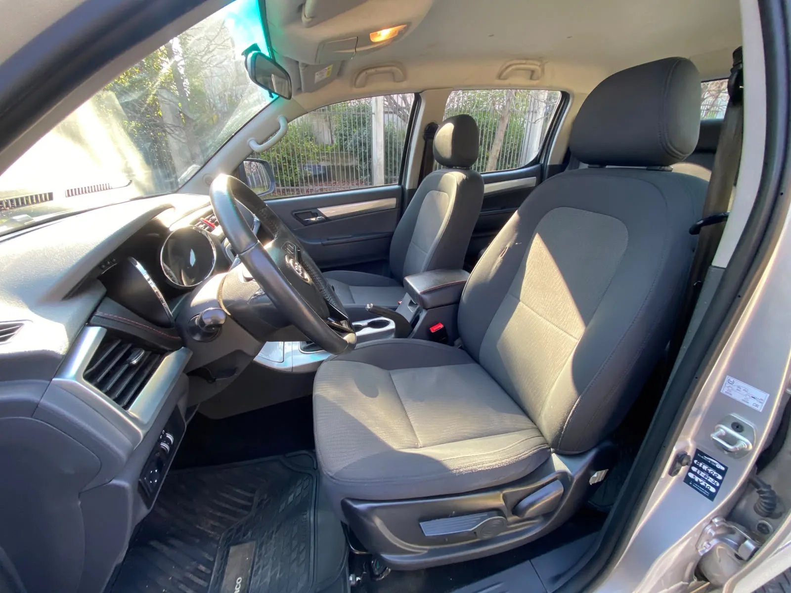 JAC T8 2.0 Comfort 4X2 Diésel MT 2023 - Imagen 17 de 20