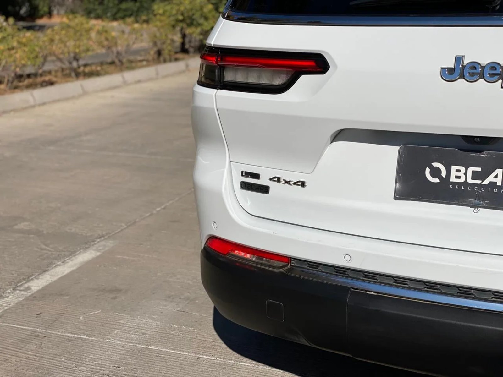 Jeep Grand Cherokee 3.6 Limited L Auto 4WD 2023 - Imagen 7 de 20