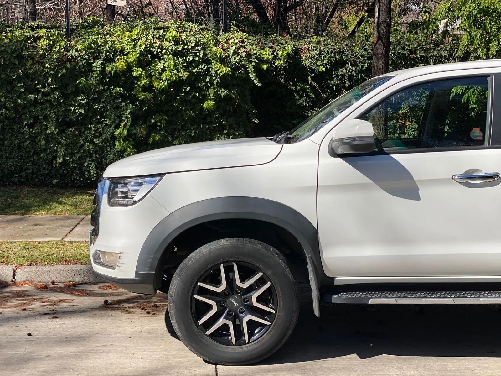 JAC T8 2.0 Comfort 4 2 Diésel MT 2022 - Imagen 3 de 20