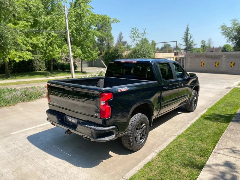 Chevrolet Silverado 5.3 LT Trail Boss Z71 4X4 AT 2022 - Imagen 10 de 19