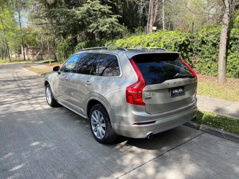 Volvo XC90 2.0 T5 Kinetic AWD AT 2017 - Imagen 6 de 20