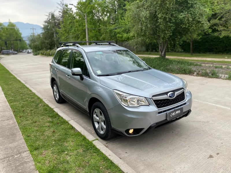 Subaru Forester 2.0 XS AWD CVT AT 2014 - Imagen 13 de 20