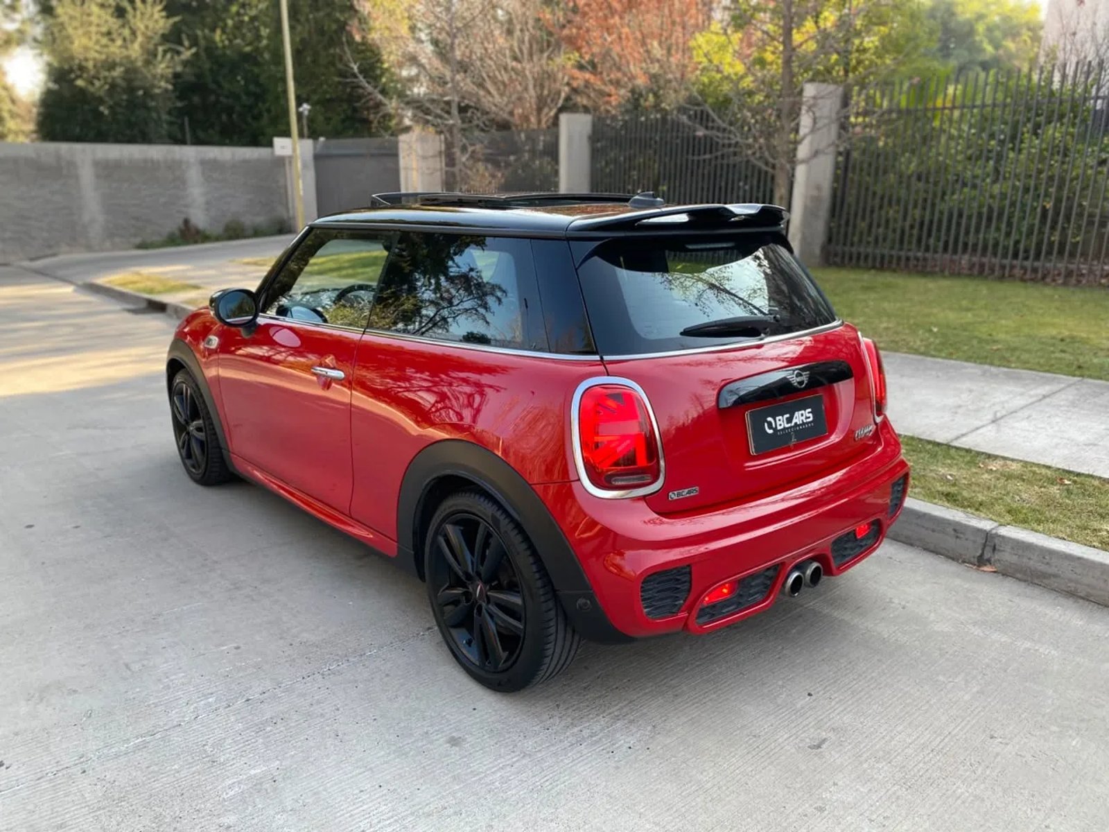 MINI Cooper 2.0 JCW S Package 4X2 HB AT 3P 2021 - Imagen 6 de 20