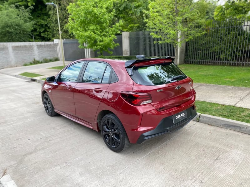 Chevrolet Onix 1.0T RS 4X2 HB MT 2024 - Imagen 6 de 20