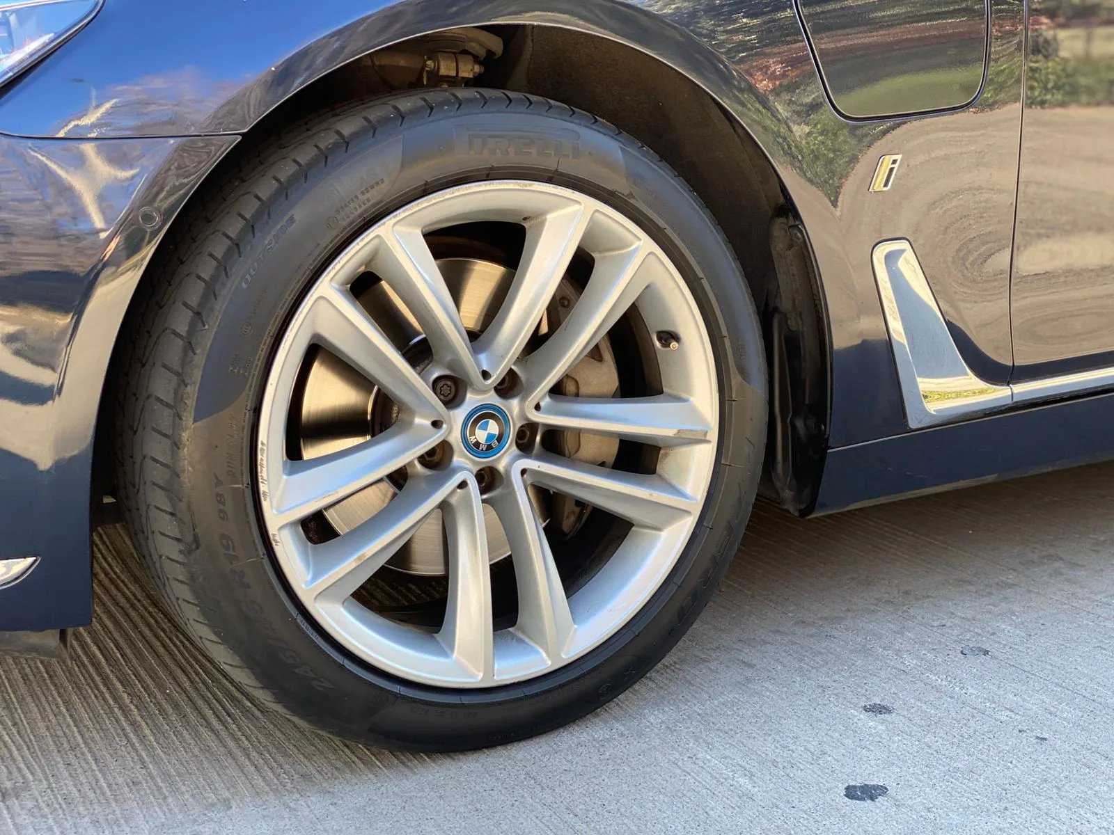 BMW 740 2.0 Hybrid iPerformance 4X2 AT 2018 - Foto 3 de 20
