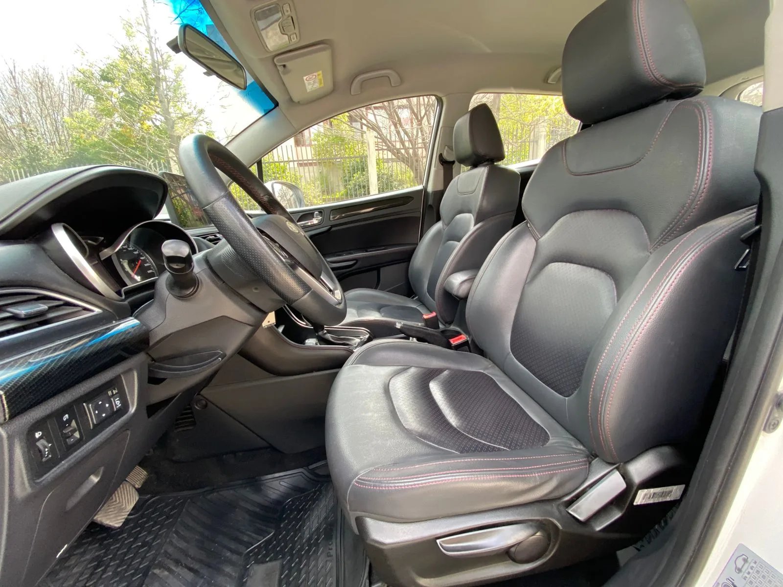 JAC JS3 1.6 Luxury 4X2 CVT AT 2022 - Imagen 17 de 20