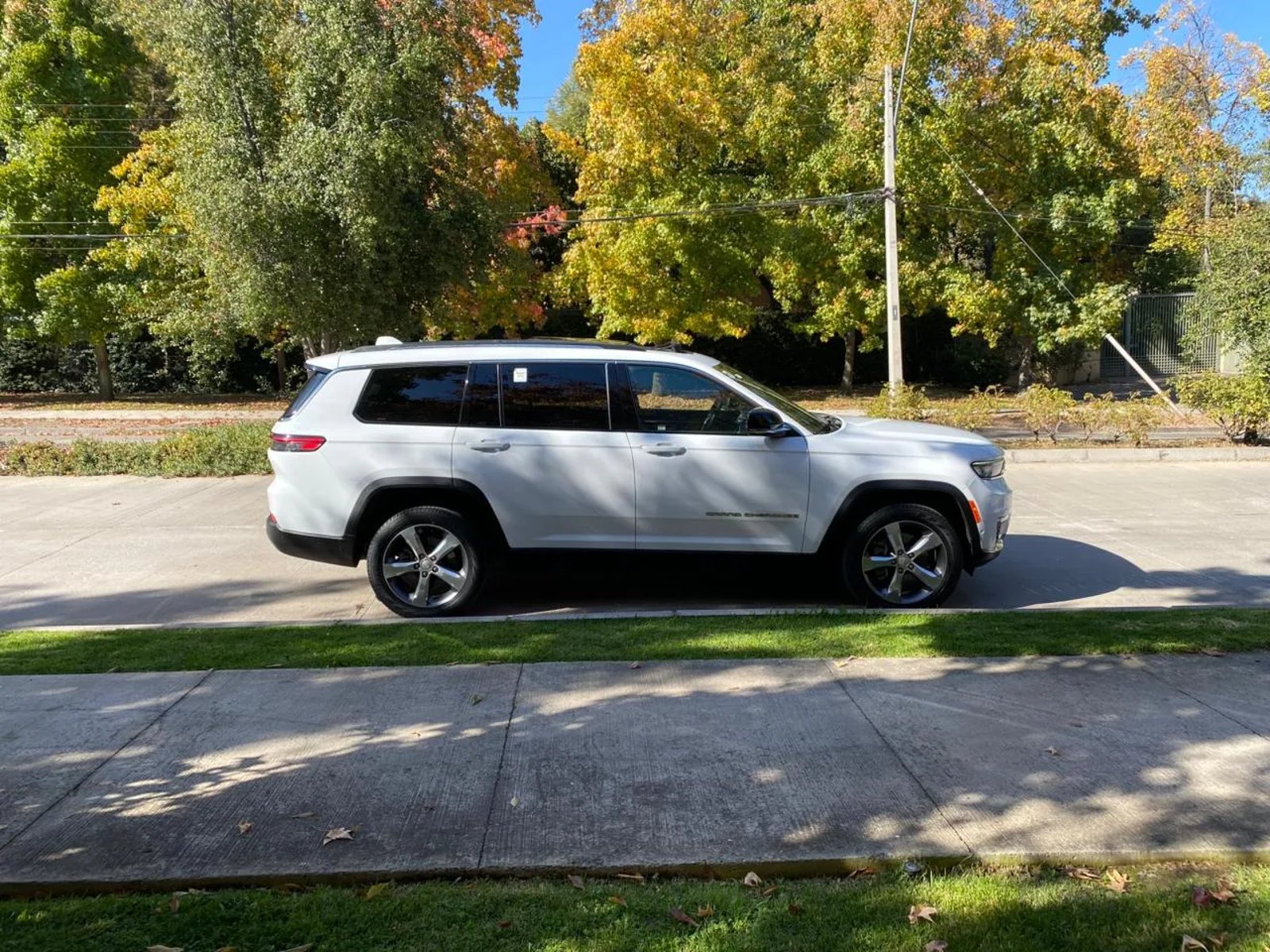 Jeep Grand Cherokee 3.6 Limited L Auto 4WD 2023 - Imagen 11 de 20