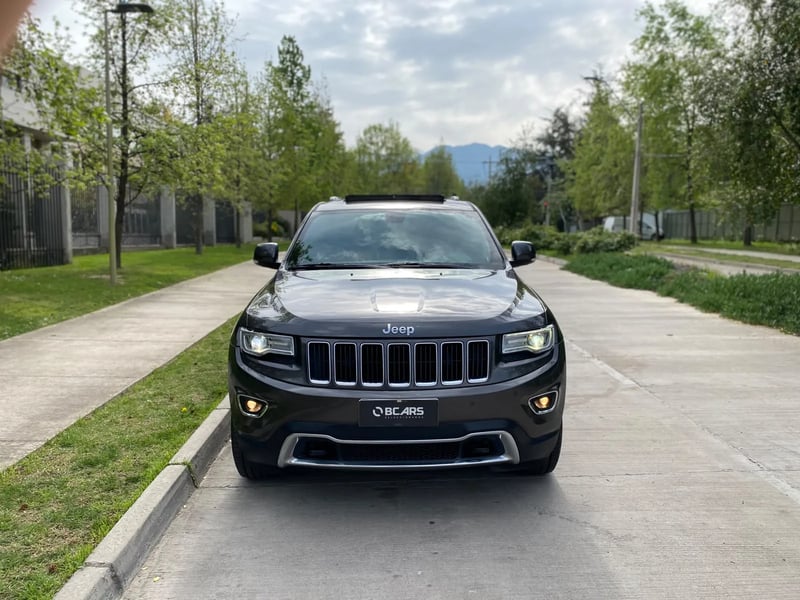 Jeep Grand Cherokee 3.6 Limited 4WD AT 2016 - Imagen 14 de 20