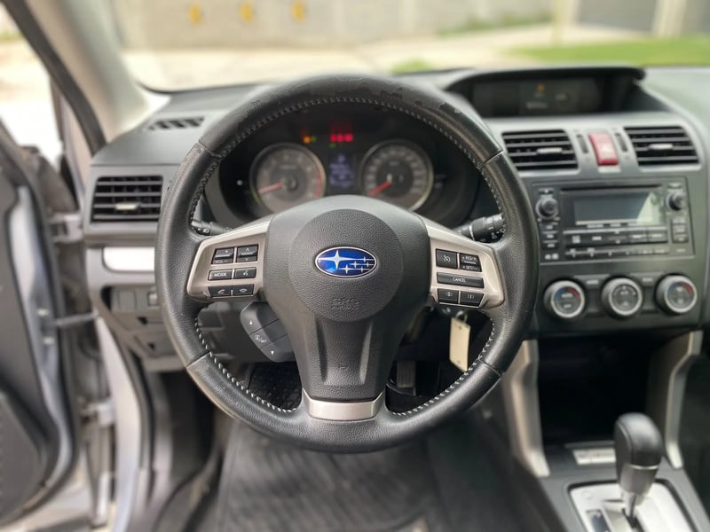 Subaru Forester 2.0 XS AWD CVT AT 2014 - Imagen 18 de 20
