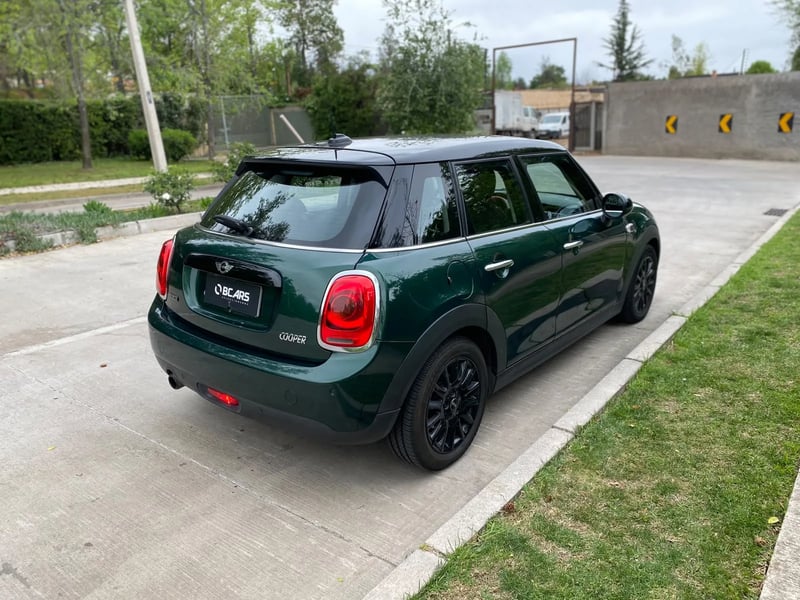 Mini Cooper 1.5 Pepper 4X2 HB AT 2018 - Imagen 10 de 20