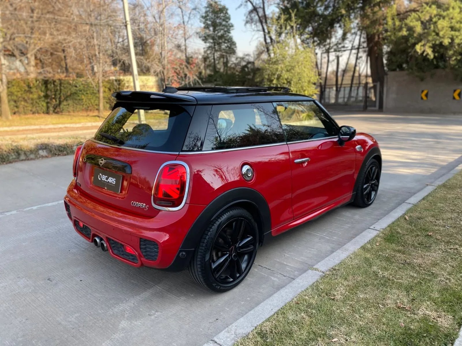 MINI Cooper 2.0 JCW S Package 4X2 HB AT 3P 2021 - Imagen 10 de 20