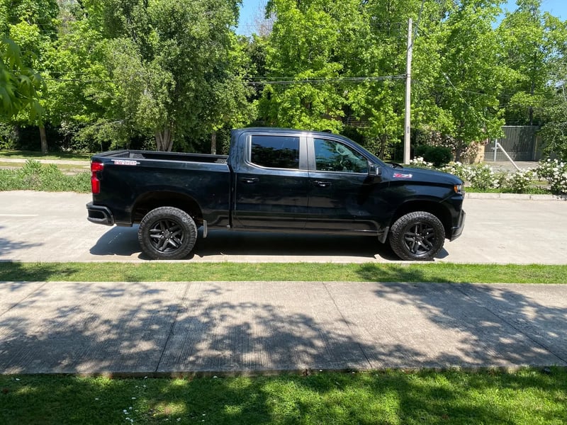 Chevrolet Silverado 5.3 LT Trail Boss Z71 4X4 AT 2022 - Imagen 11 de 19