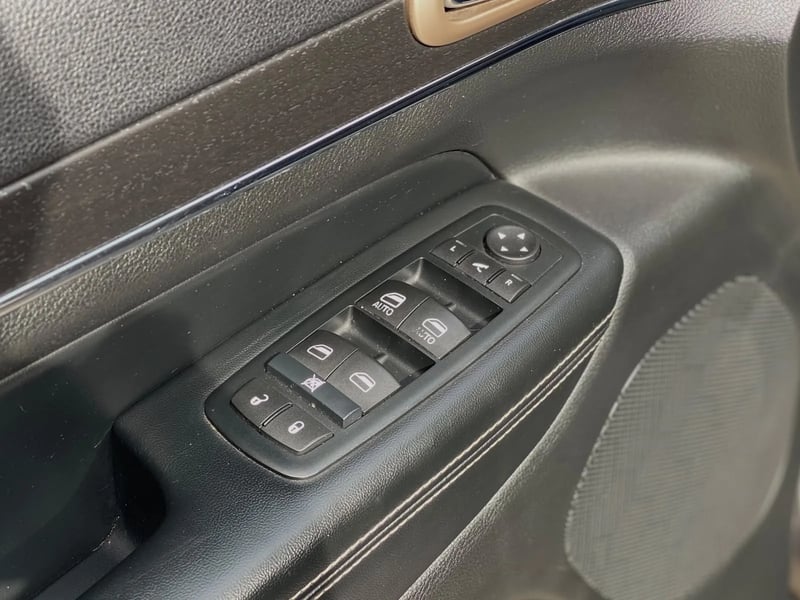 Jeep Grand Cherokee 3.6 Limited 4WD AT 2016 - Imagen 16 de 20