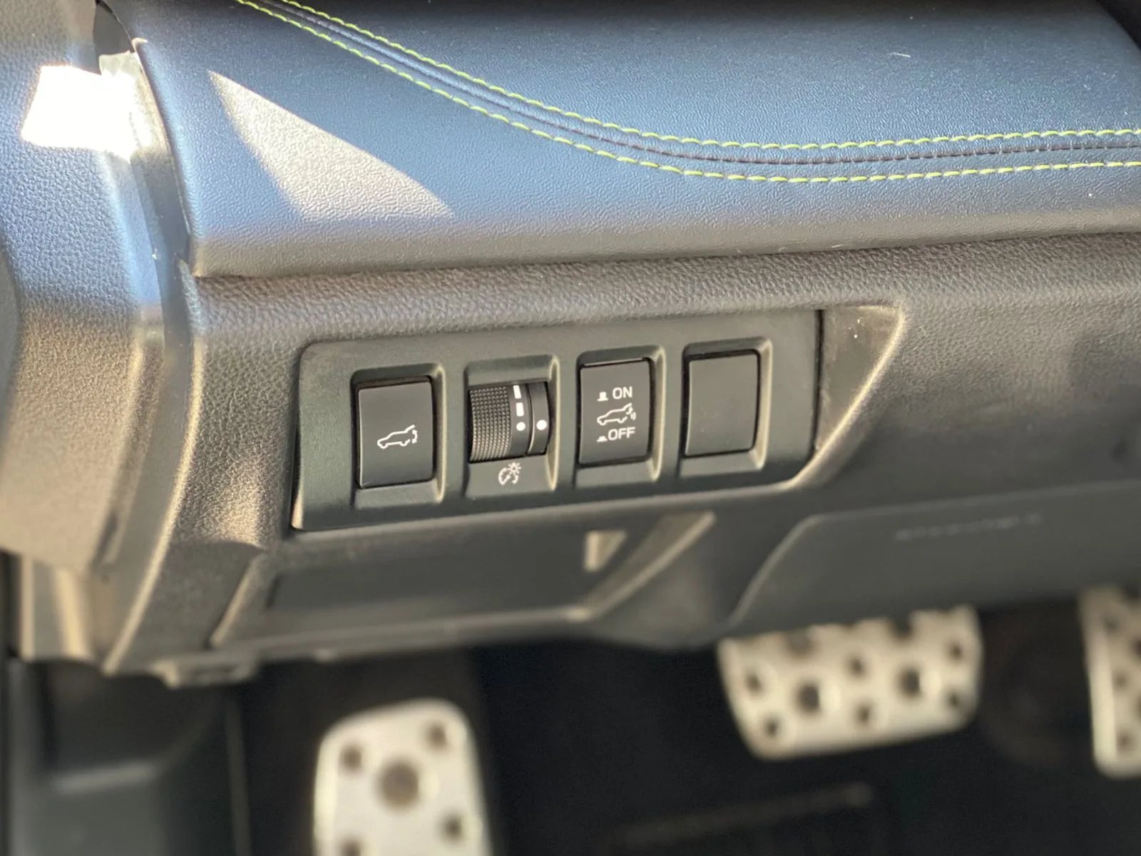 Subaru Outback 2.5i Field Edition AWD CVT AT 2022 - Imagen 18 de 20