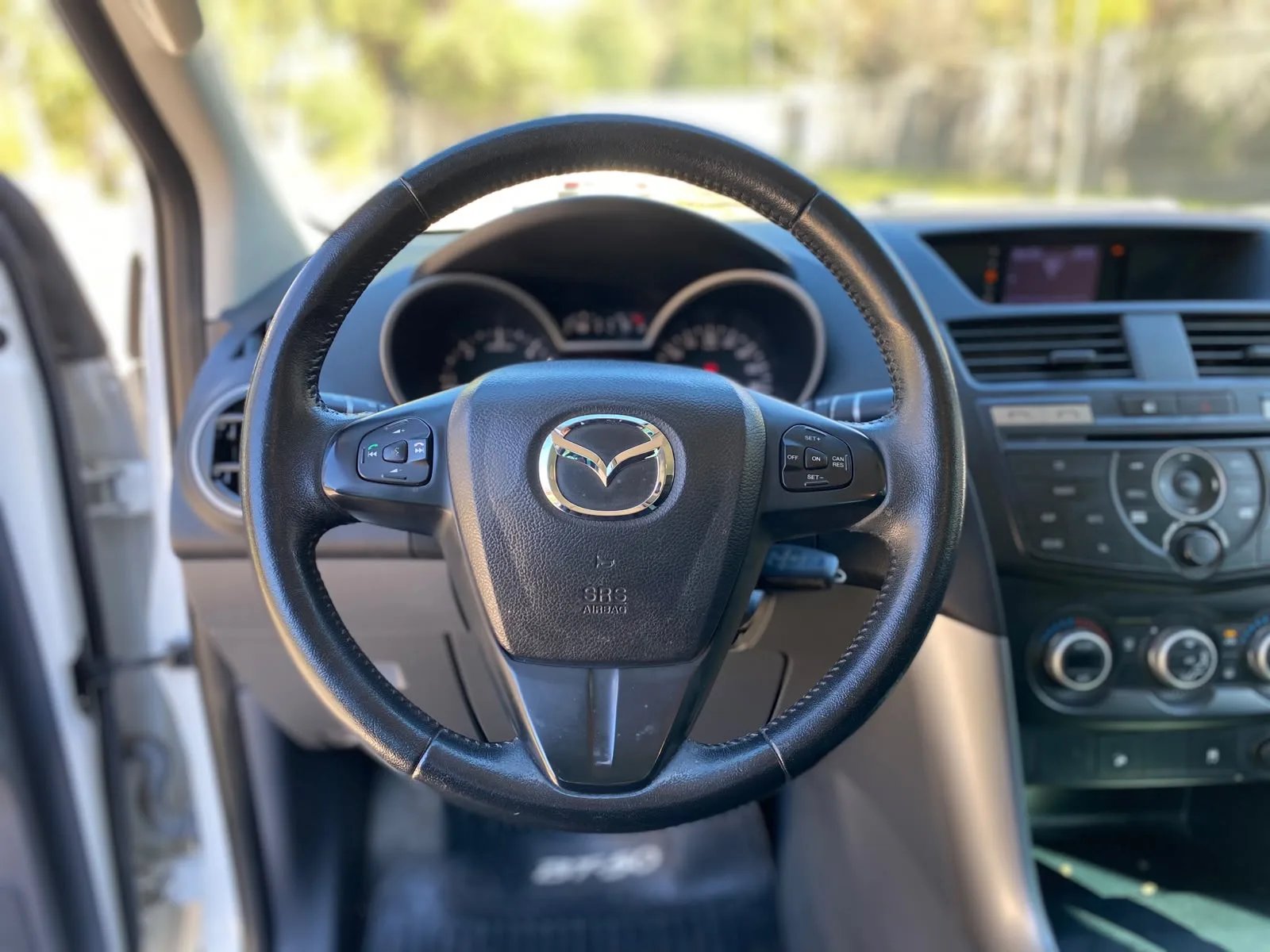 Mazda BT-50 3.2 SDX High Diésel 4X4 Doble Cabina 6AT 2021 - Imagen 18 de 20
