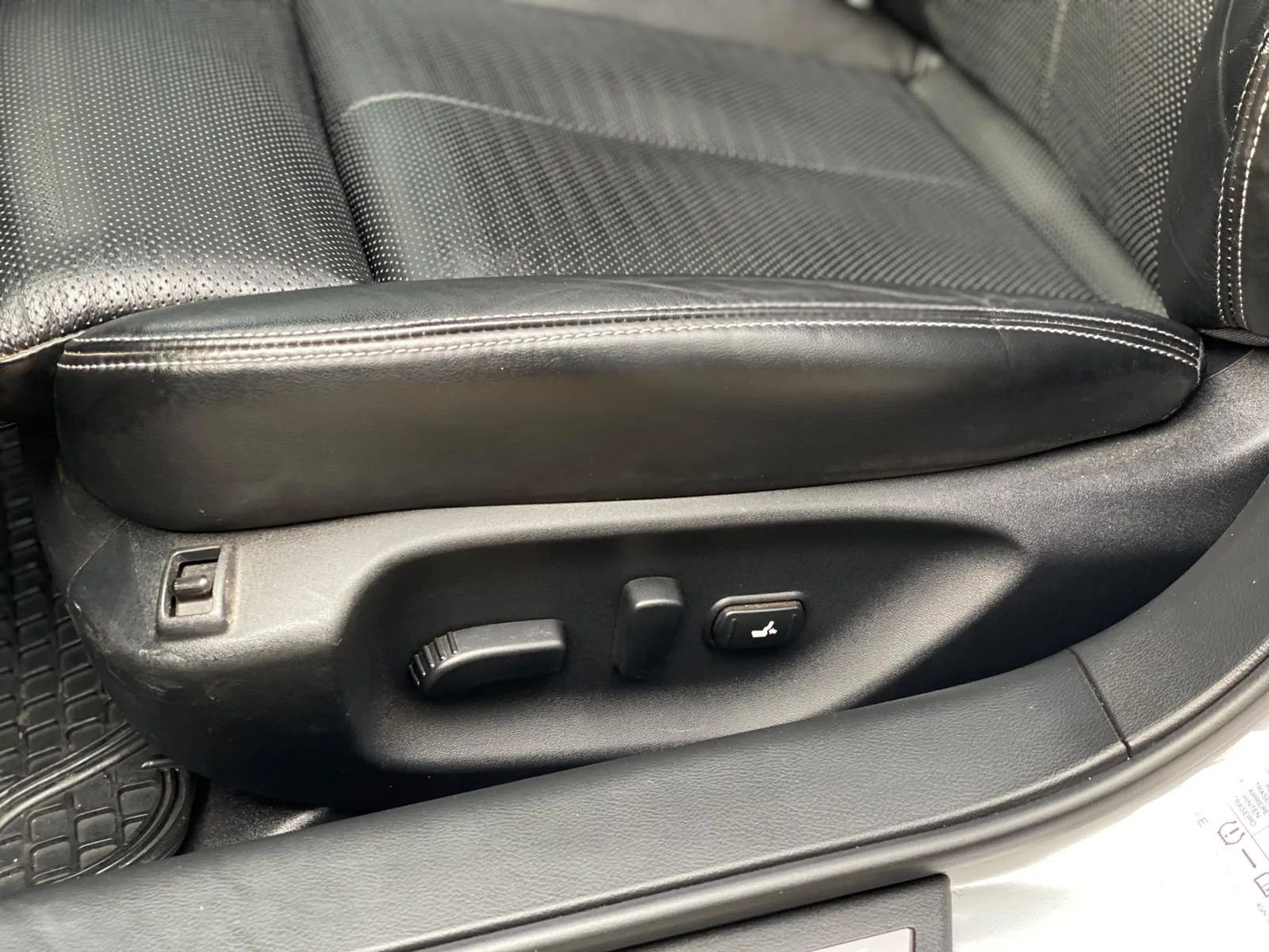Infiniti Q50 S 3.5 Hybrid 4X2 AT 2019 - Imagen 16 de 20