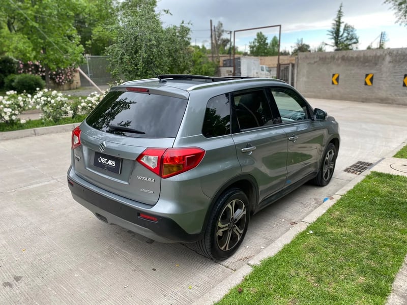 Suzuki Vitara 1.6 Limited 4WD MT 2018 - Imagen 10 de 20