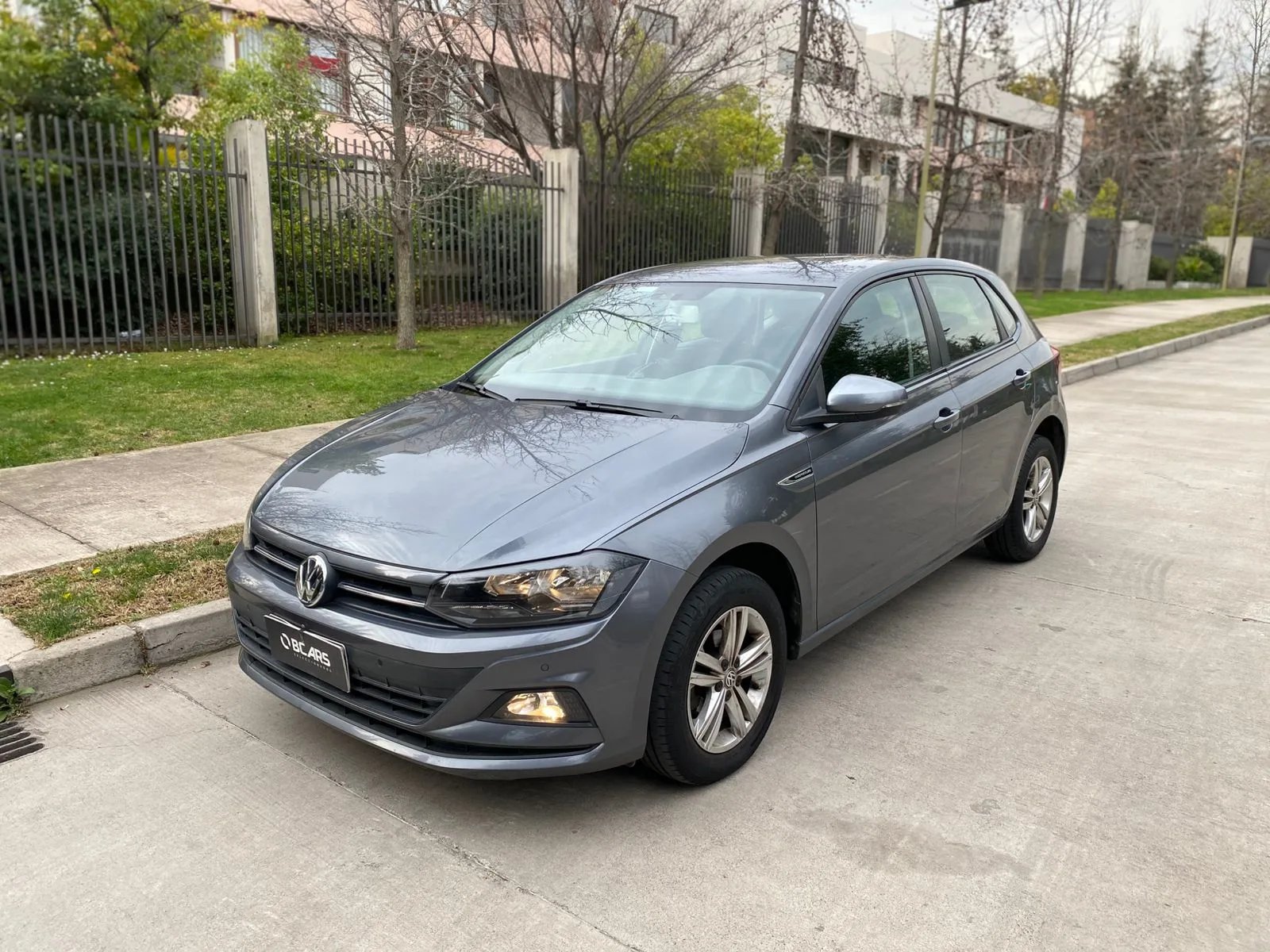 Volkswagen Polo 1.6 Comfortline 4X2 MT 2018 - Foto 2 de 20
