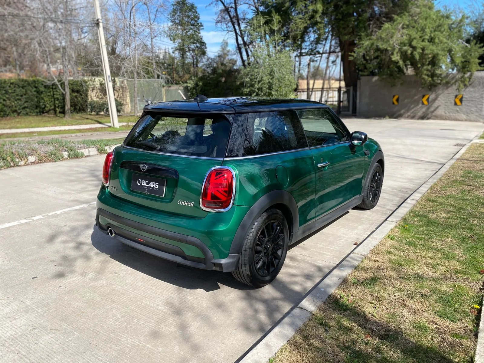 Mini Cooper 1.5 Esencial 4X2 HB AT 2023 - Imagen 10 de 20