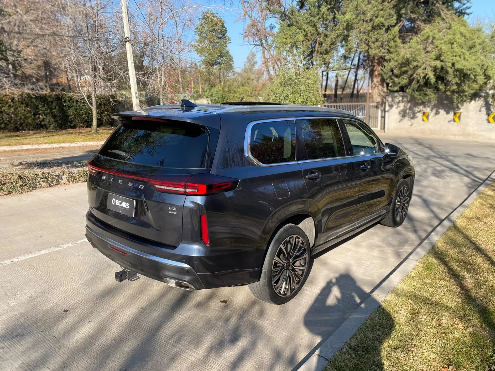 Exeed VX 2.0T Unlimited AWD DCT AT 2023 - Imagen 10 de 20