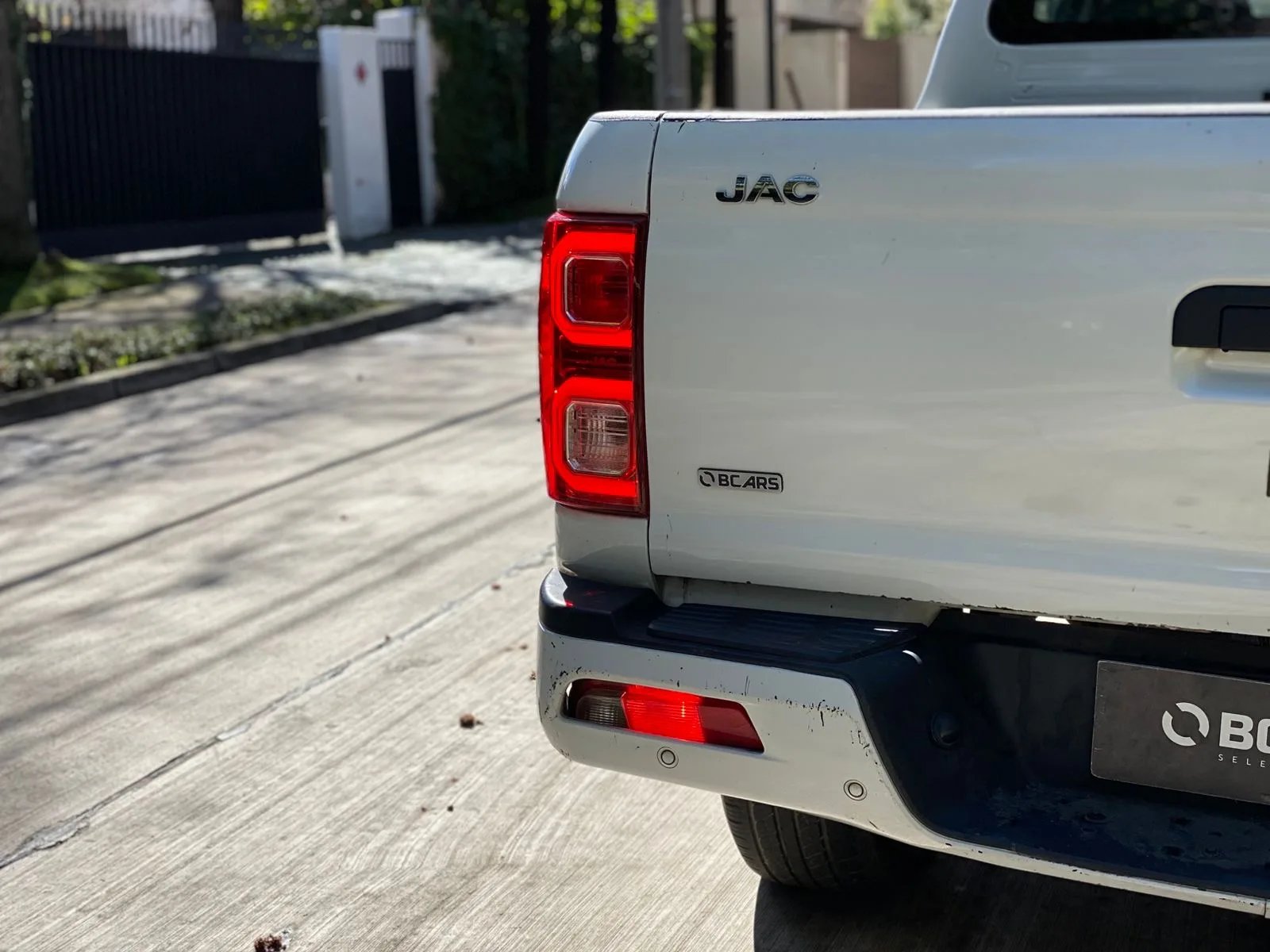 JAC T8 2.0 Comfort 4 2 Diésel MT 2022 - Foto 5 de 20