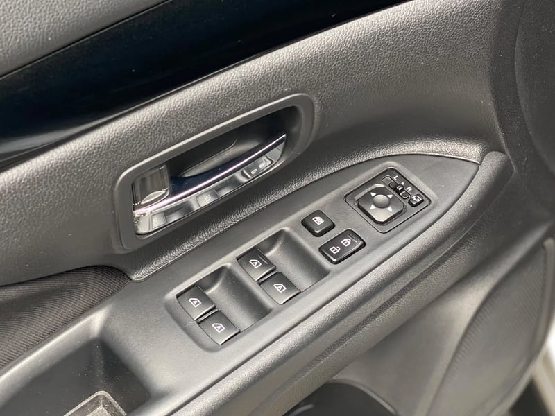 Mitsubishi Outlander 2.4 GLX 4X4 AT 2020 - Imagen 15 de 20