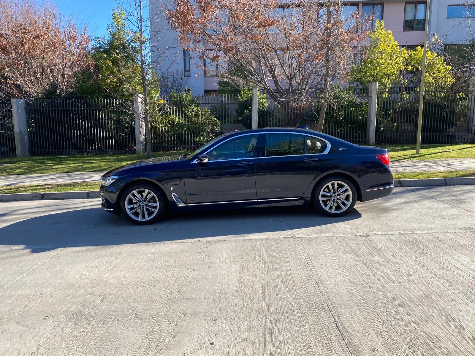 BMW 740 2.0 Hybrid iPerformance 4X2 AT 2018 - Foto 5 de 20