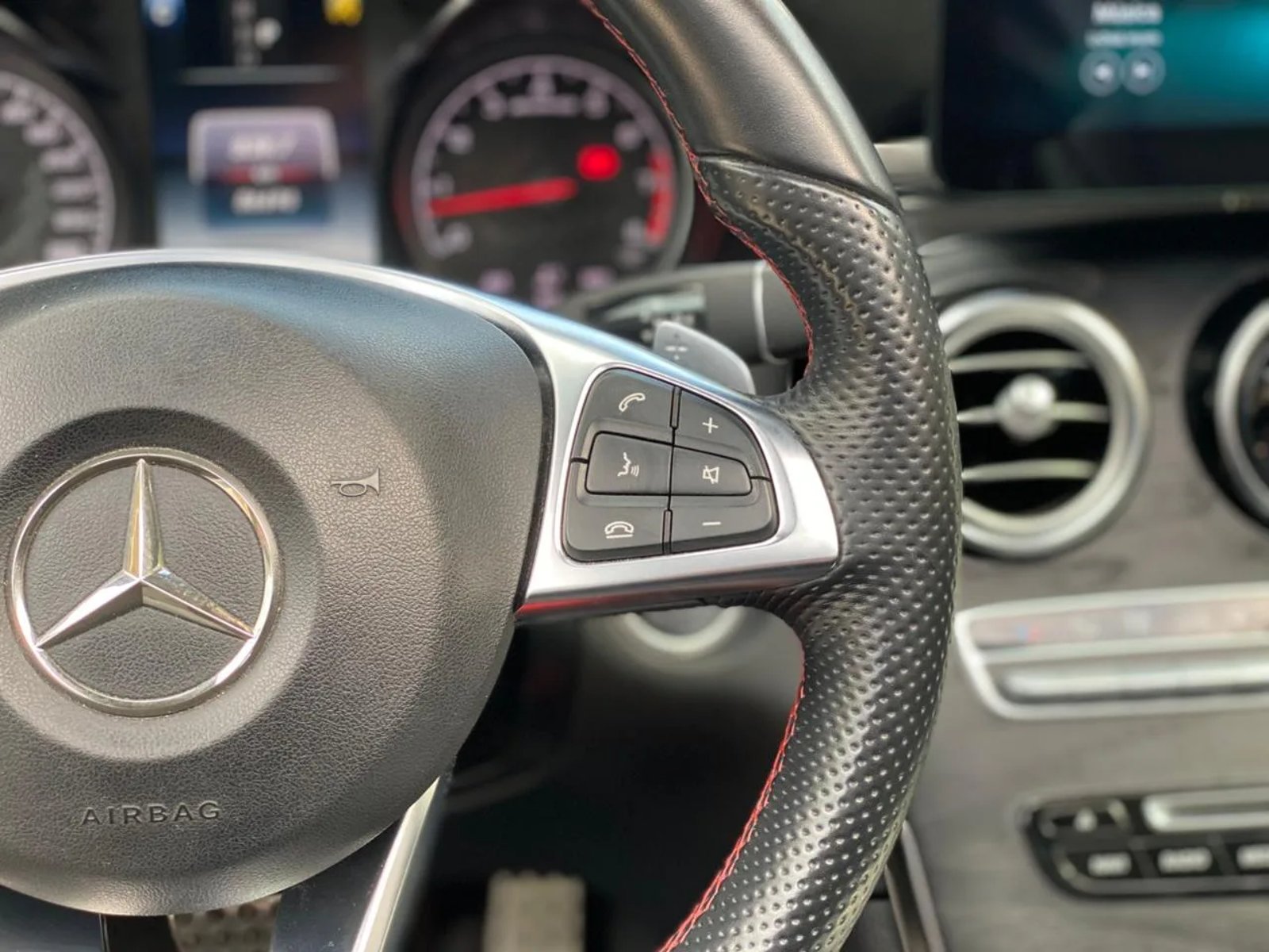 Mercedes-Benz GLC 43 AMG 3.0 Biturbo Auto 2018 - Imagen 20 de 20