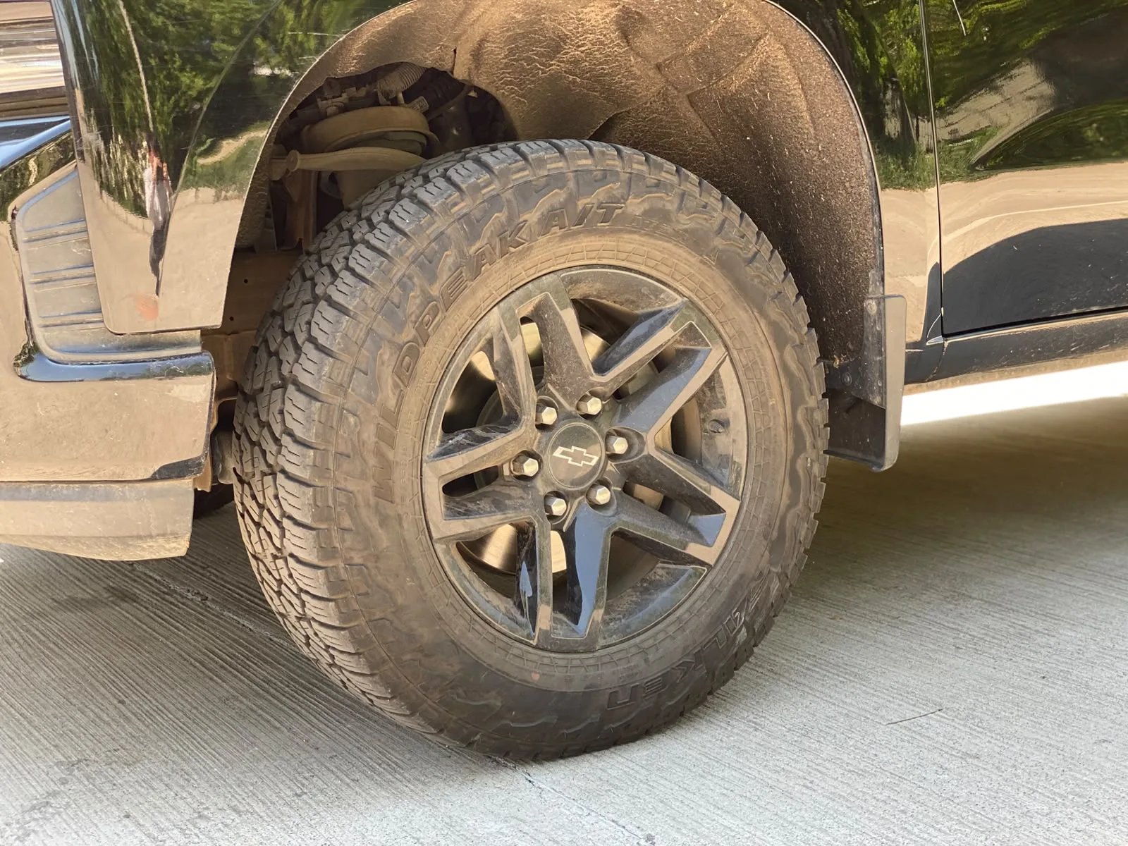 Chevrolet Silverado 5.3 LT Trail Boss Z71 4X4 AT 2022 - Foto 3 de 19