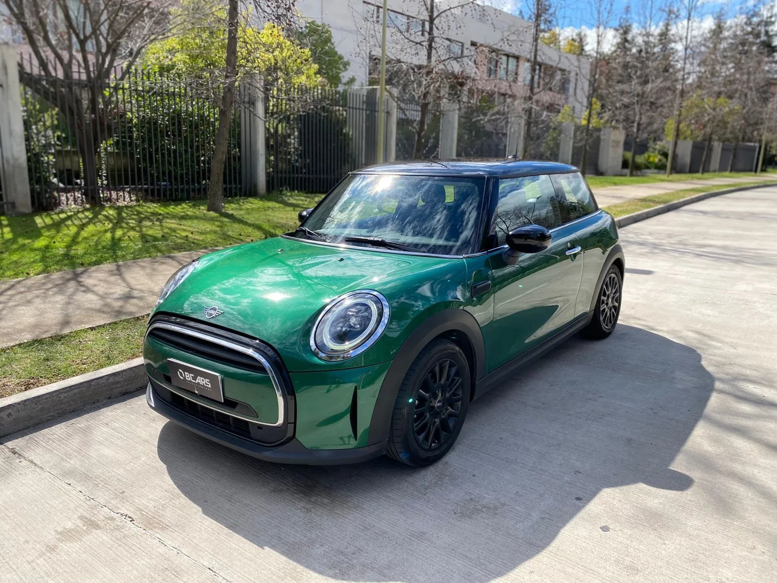 Mini Cooper 1.5 Esencial 4X2 HB AT 2023 - Foto 2 de 20