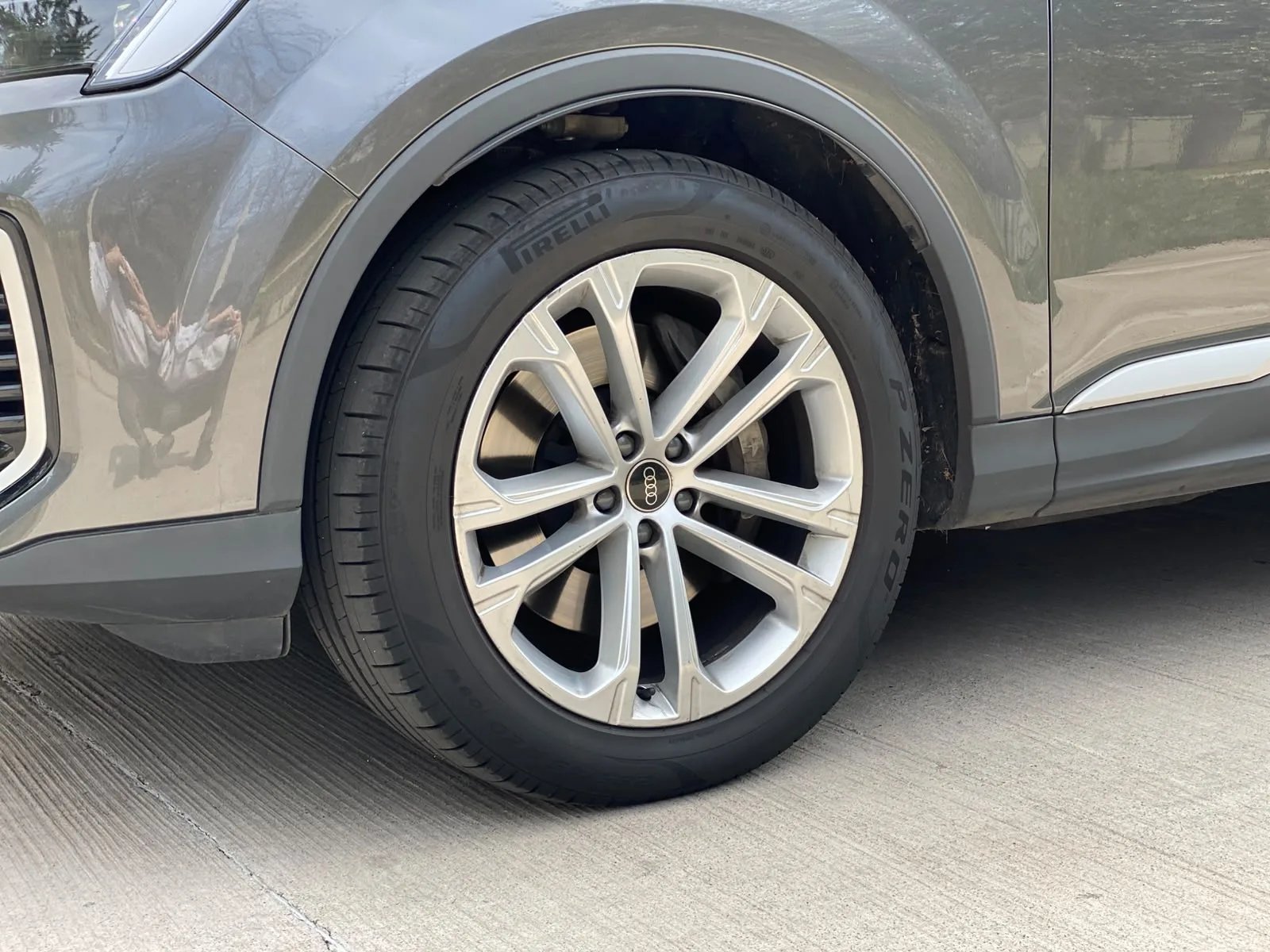 Audi Q7 3.0 55 TFSI PI Quattro 4X4 7 Pasajeros AT 2025 - Imagen 3 de 20