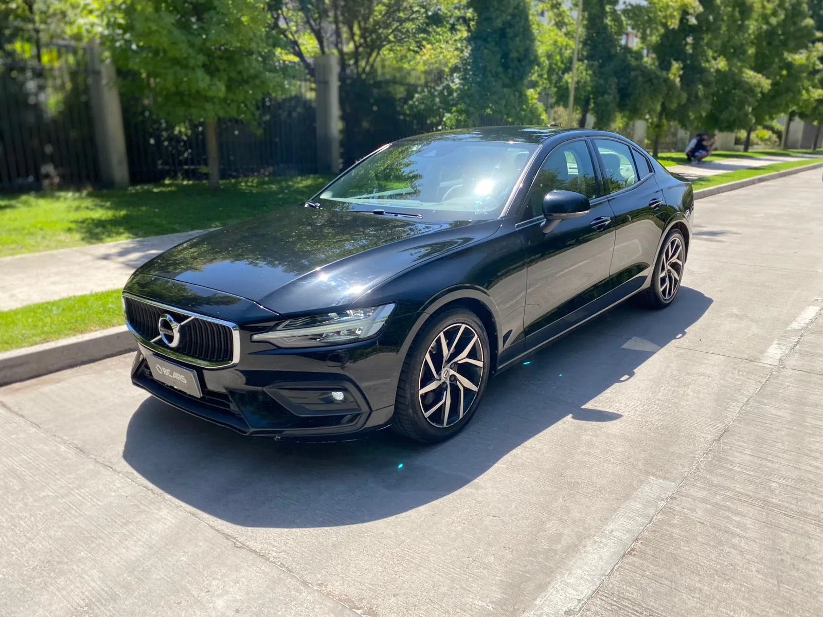 Volvo S60 2.0 T4 Momentum Auto 2020 - Foto 2 de 20