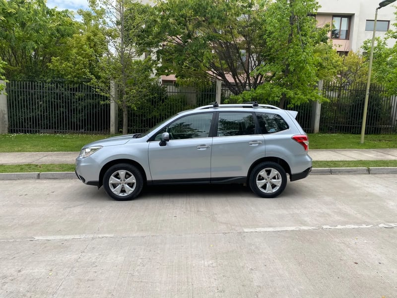 Subaru Forester 2.0 XS AWD CVT AT 2014 - Imagen 5 de 20