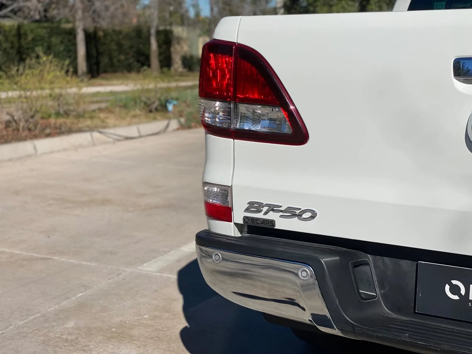 Mazda BT-50 3.2 SDX High Diésel 4X4 Doble Cabina 6AT 2021 - Imagen 7 de 20