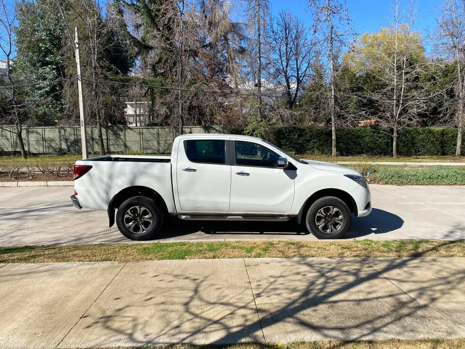 Mazda BT-50 3.2 SDX High Diésel 4X4 Doble Cabina 6AT 2021 - Imagen 11 de 20