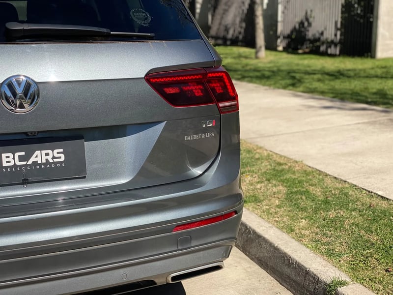 Volkswagen Tiguan 1.4 TSI Highline 4X2 AT 2019 - Imagen 9 de 20