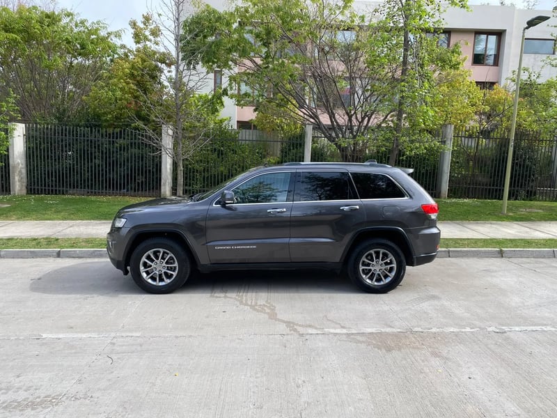 Jeep Grand Cherokee 3.6 Limited 4WD AT 2016 - Imagen 5 de 20