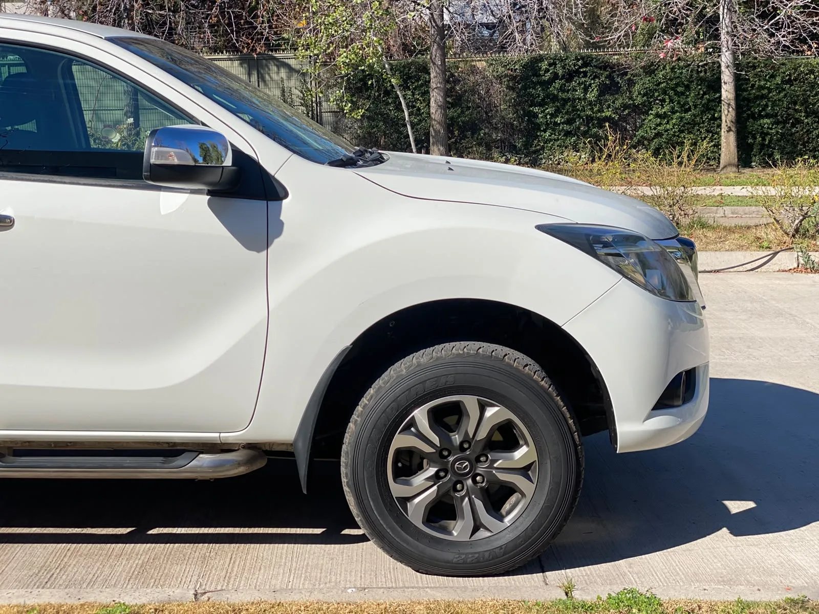 Mazda BT-50 3.2 SDX High Diésel 4X4 Doble Cabina 6AT 2021 - Imagen 12 de 20