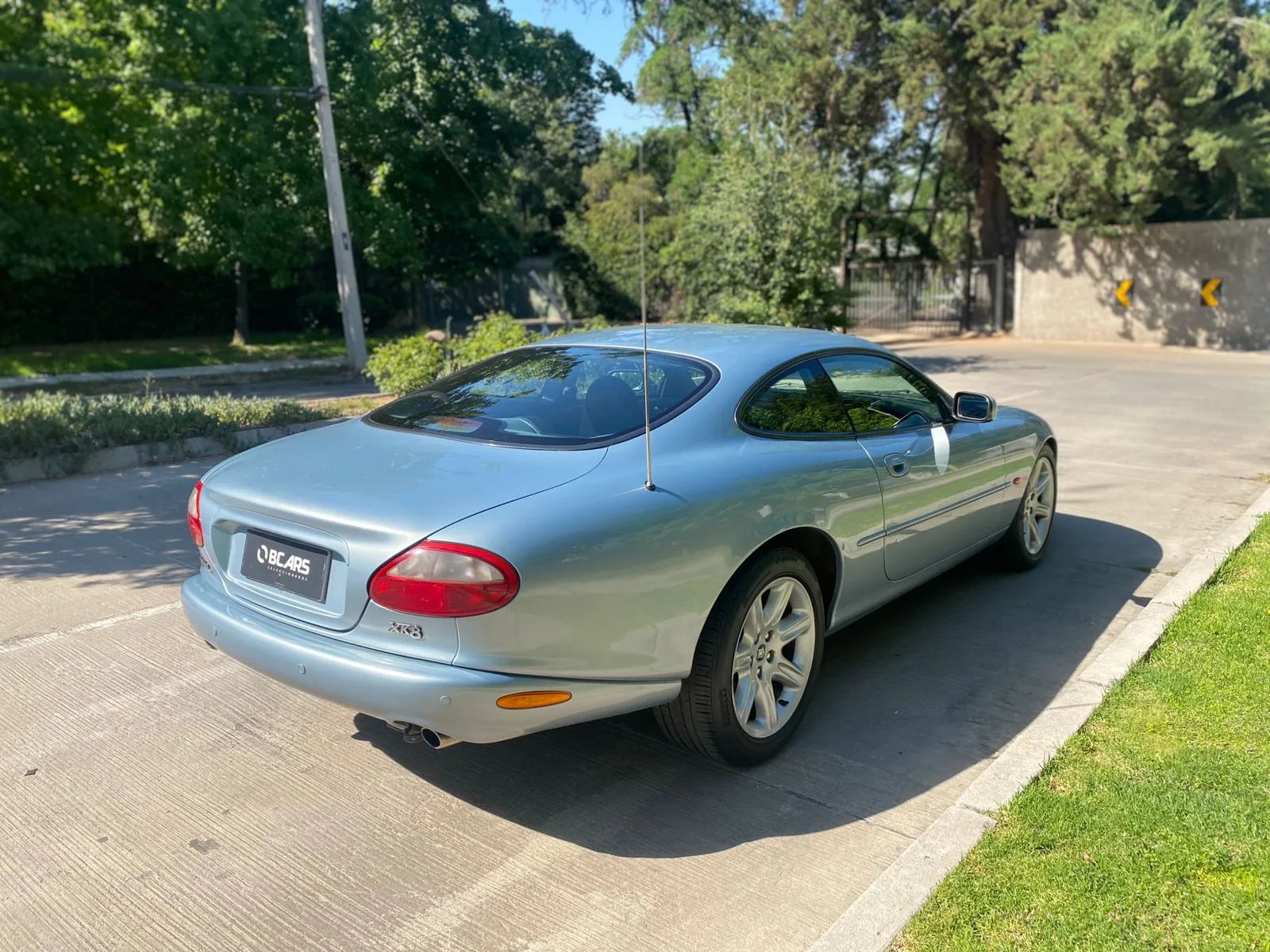 Jaguar XK8 V8 4.0 1997 - Imagen 10 de 20