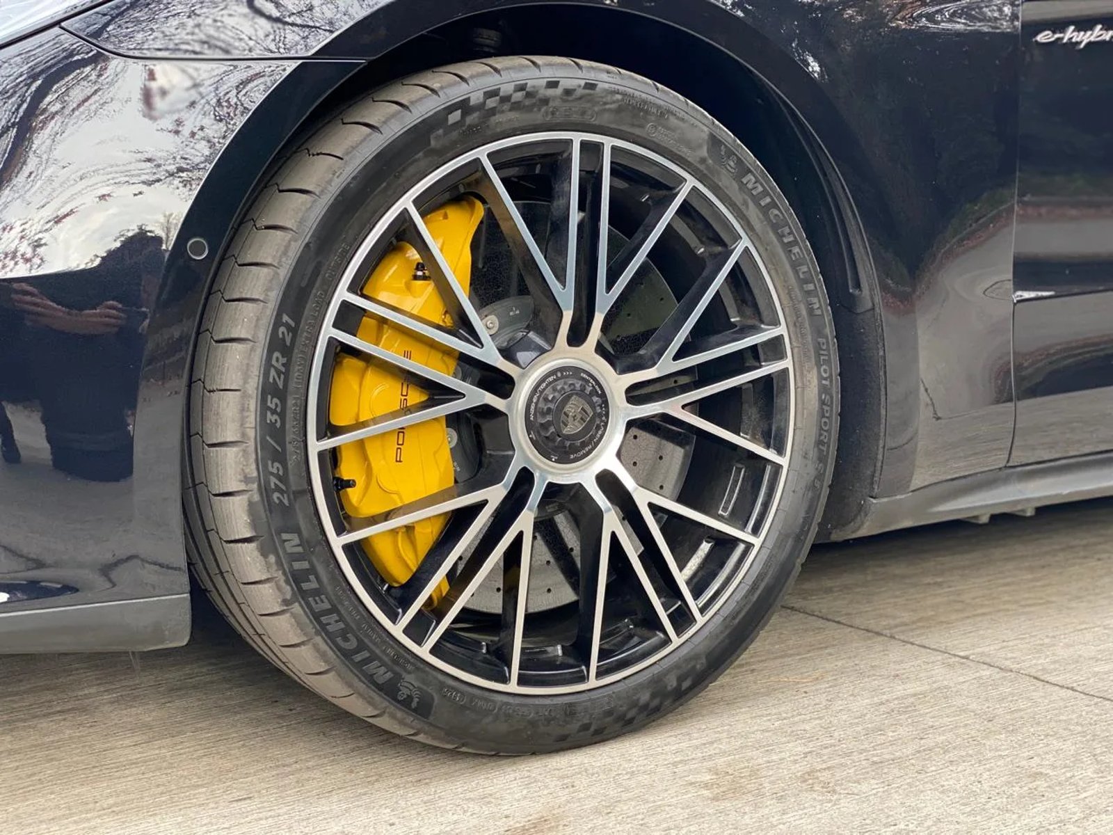 Porsche Panamera 4.0 Turbo S E-Hybrid DCT 2025 - Foto 3 de 20