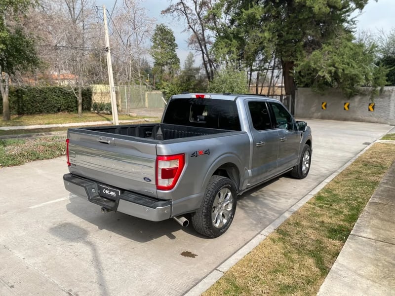 Ford F-150 3.5 Platinum Doble Cabina 4X4 AT 2022 - Imagen 10 de 20